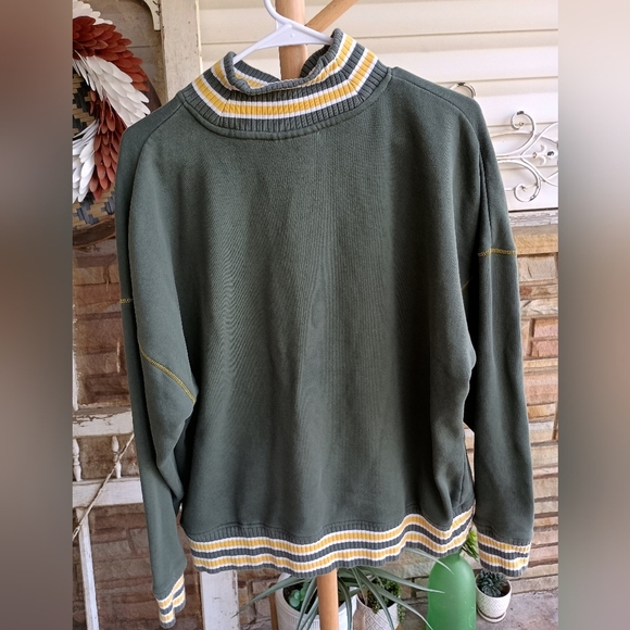 Fila Green Sweater with Yellow Accents_Medium - Picture 5 of 5